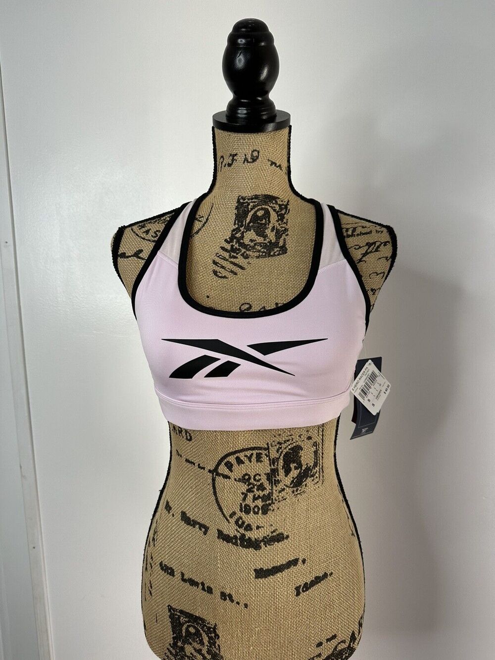 Reebok Hero Racerback Sports Bra Size Small Padded Medium Impact Speedwick Pink